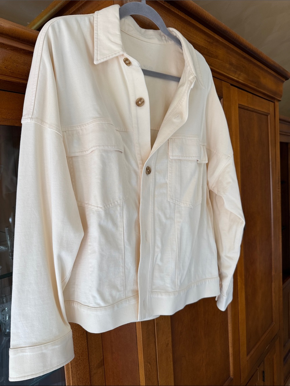 Vuori Cream Button-Front shirt jacket